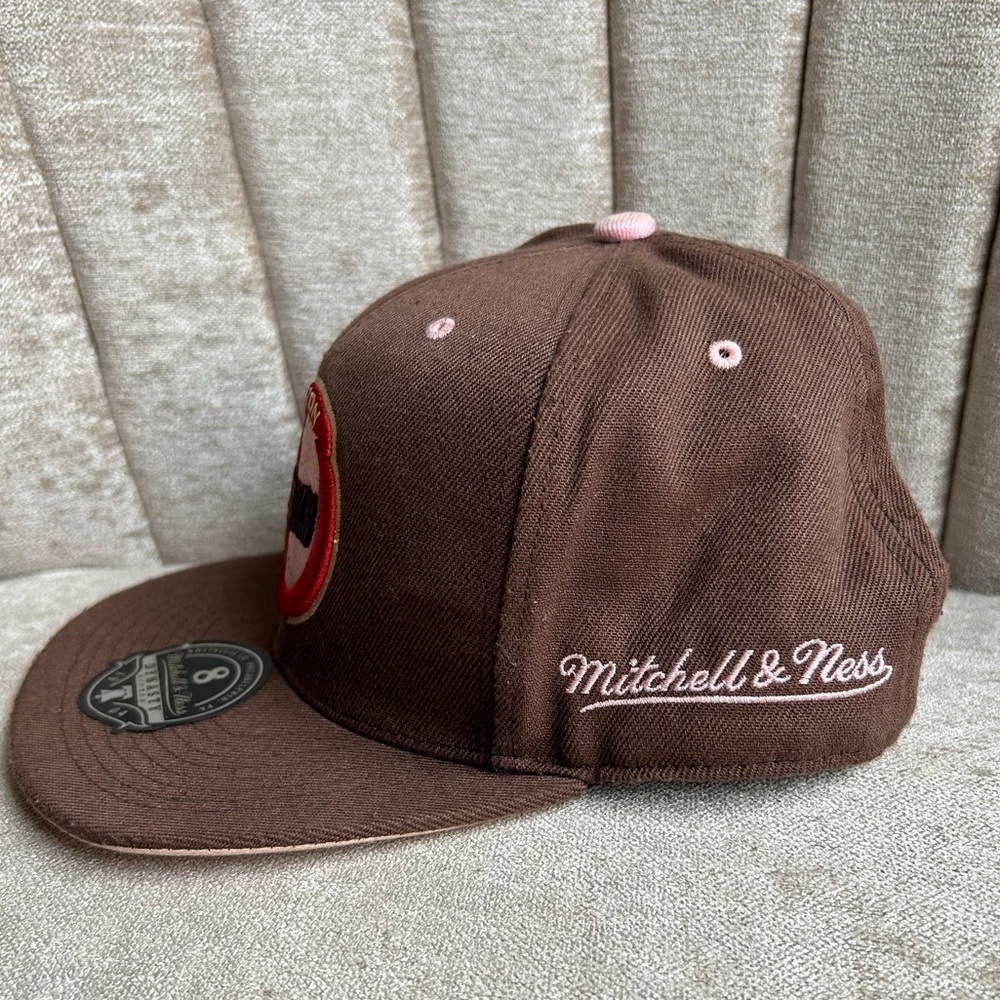 Houston Rockets Brown Sugar Bacon Fitted 8 Mitchell and Ness Ball Cap - Picture 2 of 3